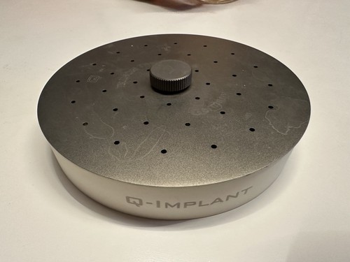 Trinon implant titanium tray - q,